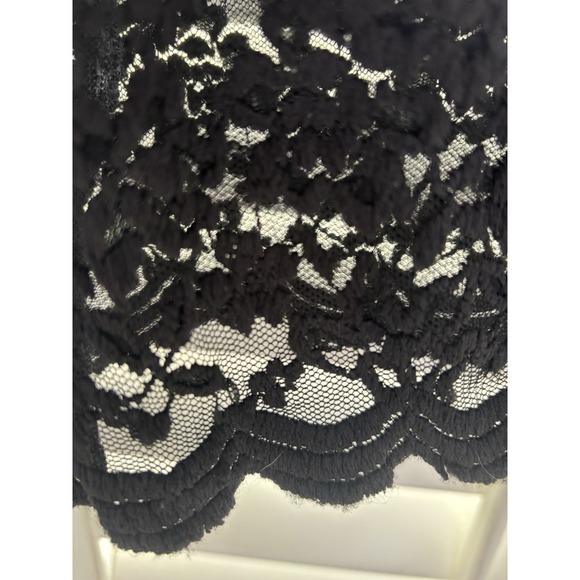 Connected Apparel Small Black Cropped Lace Scalloped Shrug Floral Open Front - Picture 5 of 6
